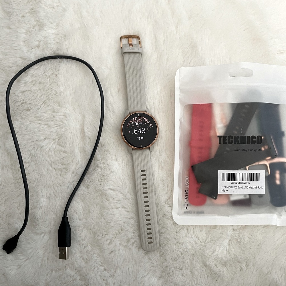 Garmin venu watch with 8 switchable bands
